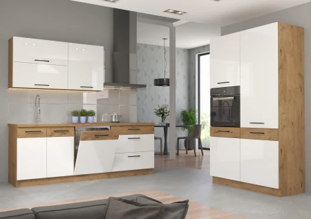 SARA BIALY POŁYSK.jpg