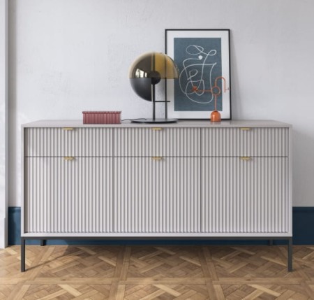 4d3c15fe79f5cb83e4361deaf56ffe79